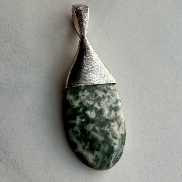 NWOT Sundance Laurel Veil Pendant Green Zebra Jasper Sterling Silver